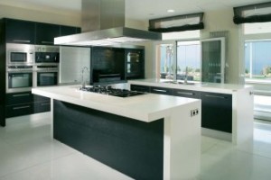 Encimera de Silestone realizada para reformas de cocinas en Barcelona